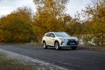 Lexus RX450hL 2019 года (UK)